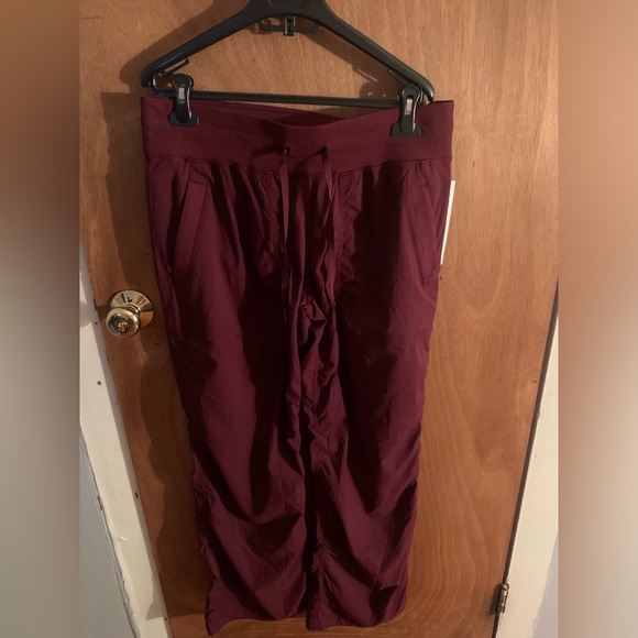 lululemon athletica Denim - Selling lululemon dance pants nwt any questions ask 🌸😊